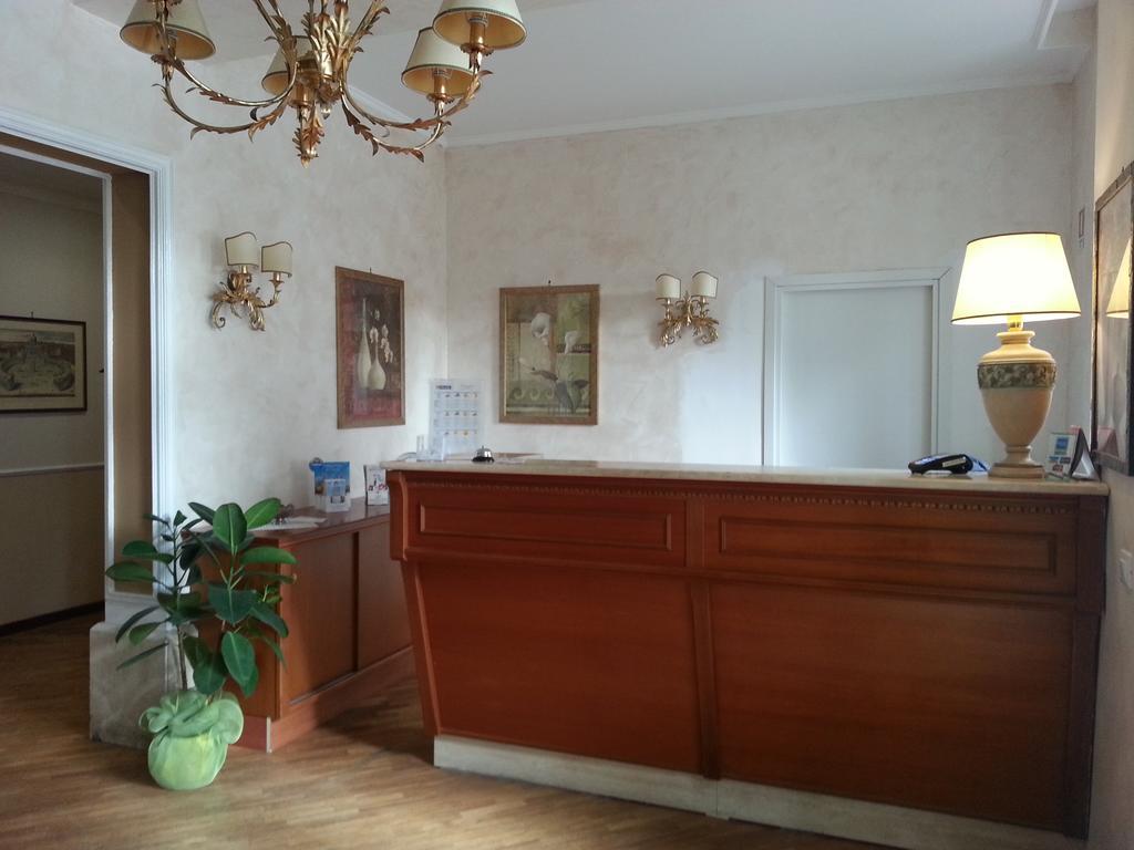 Hotel Villa Aricia Ariccia Εξωτερικό φωτογραφία